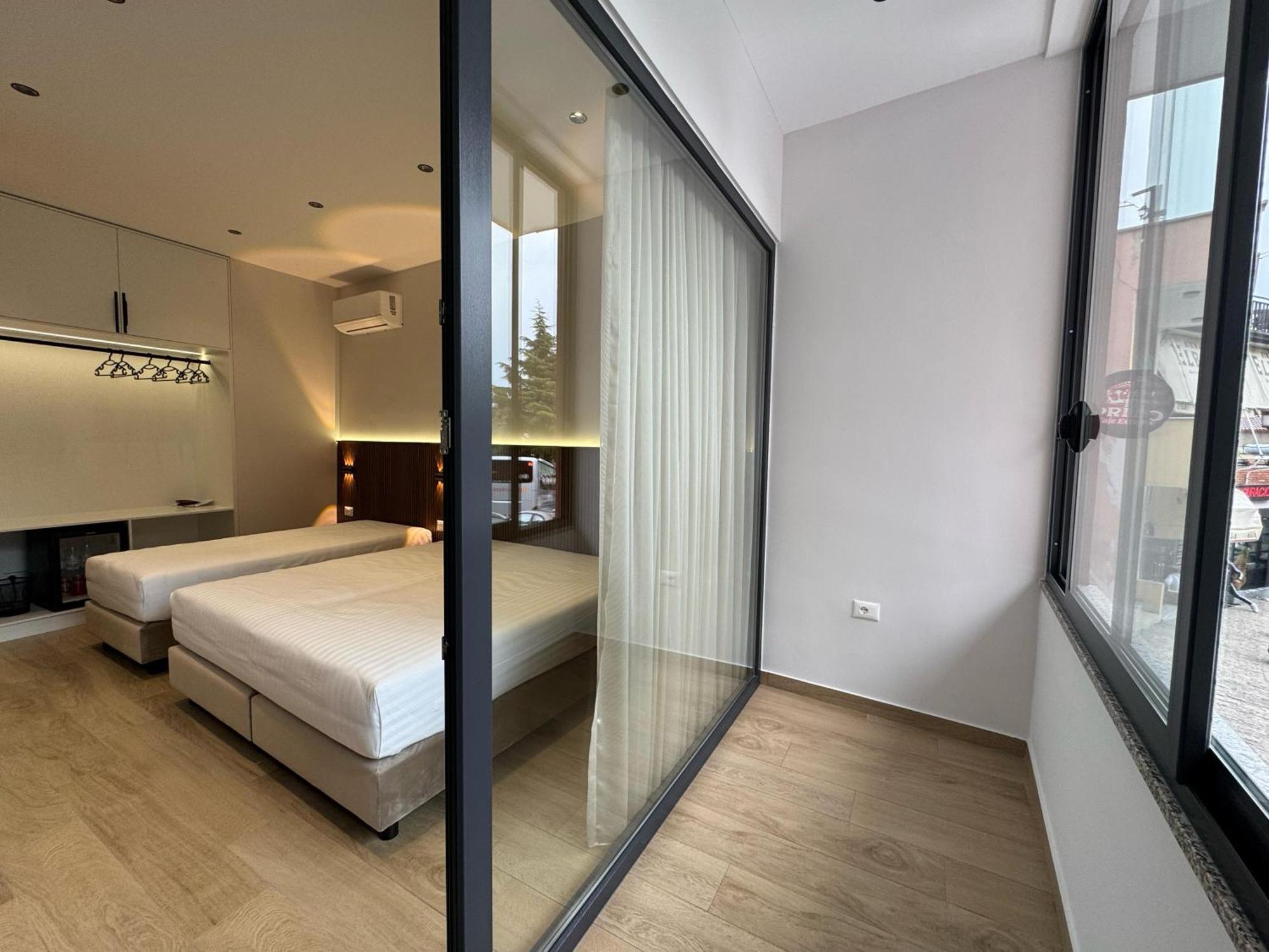 Kruja Townscape Rooms ภายนอก รูปภาพ